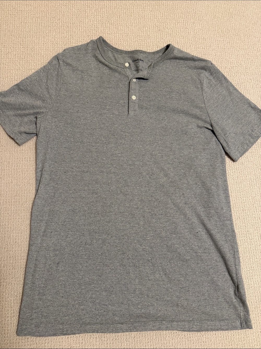 Goodfellow & Co Gray Short Sleeve Henley